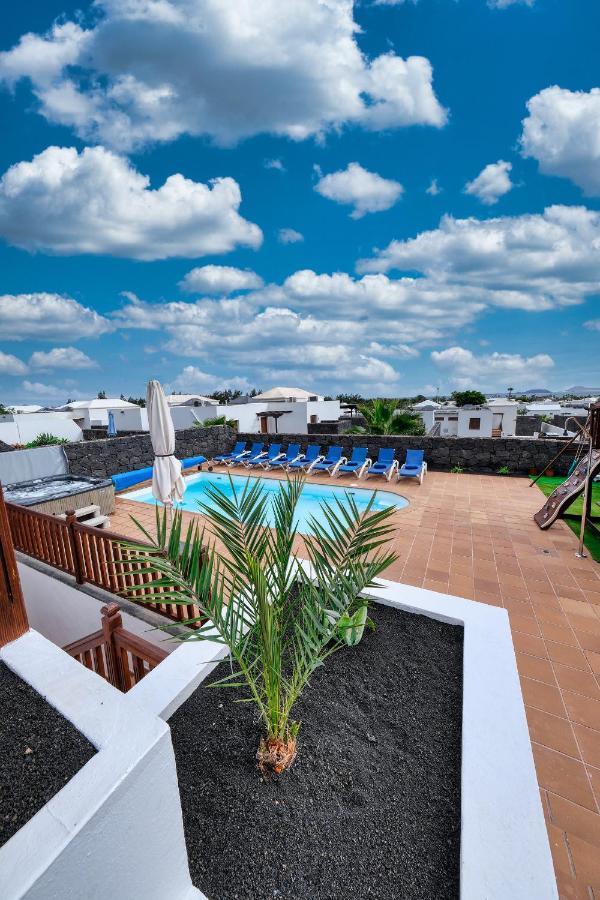 Villa Flavia-Private Pool, Jacuzzi, Sea Views Коста Бланка Экстерьер фото