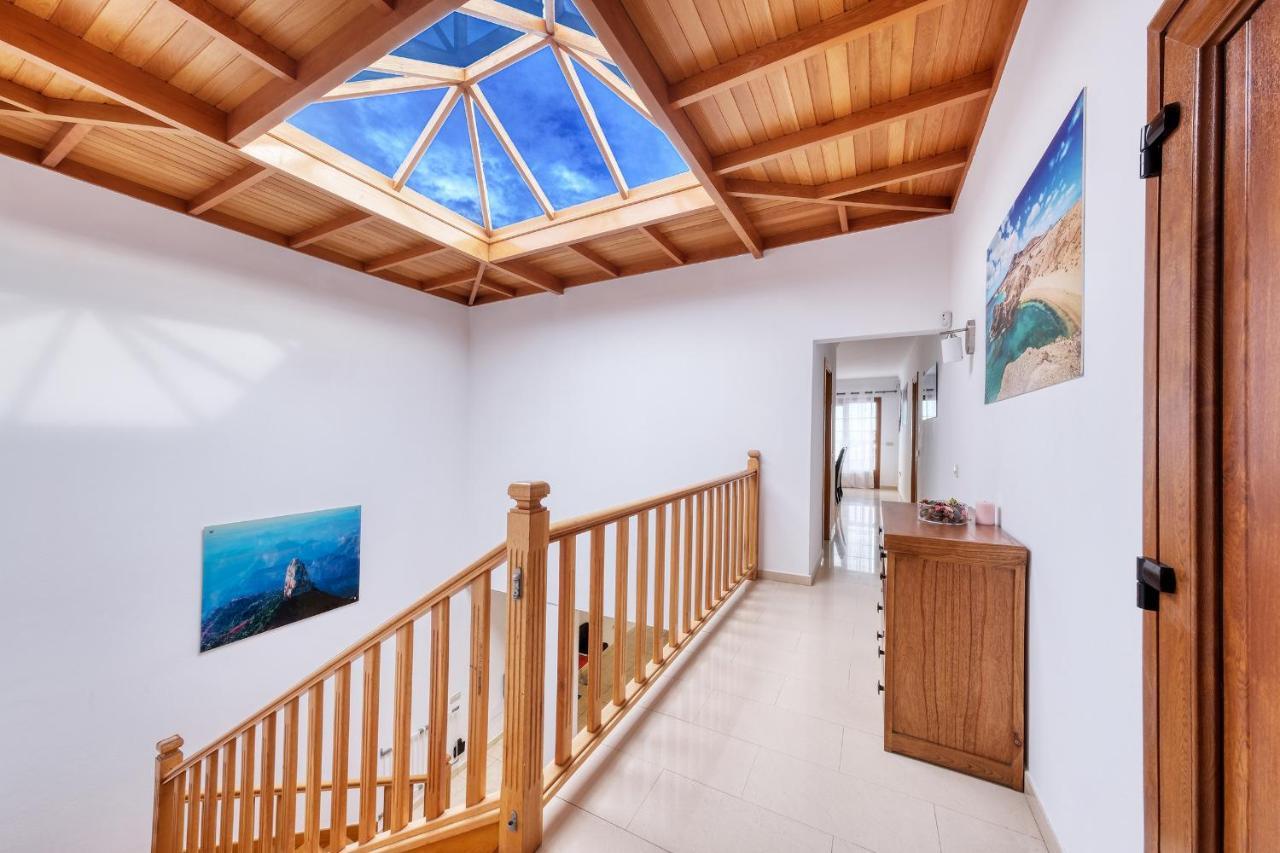 Villa Flavia-Private Pool, Jacuzzi, Sea Views Коста Бланка Экстерьер фото